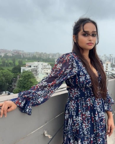 female Call Girls in Ghazipur